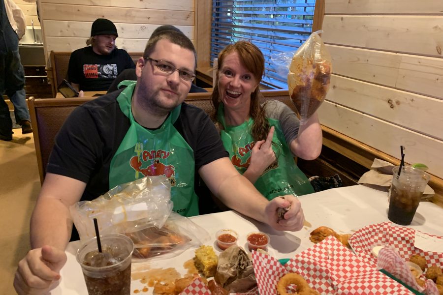 Angry Crab Shack guests enjoy seafood boil