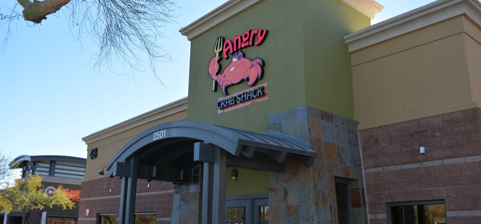 How Angry Crab Shack Succeeds with Second Generation Restaurant Sites